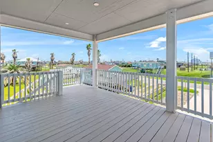 1014 Fort Velasco Dr, Surfside Beach, TX 77541 - Photo 3