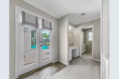 10610 Piping Rock Lane, Houston, TX 77042 - Photo 29