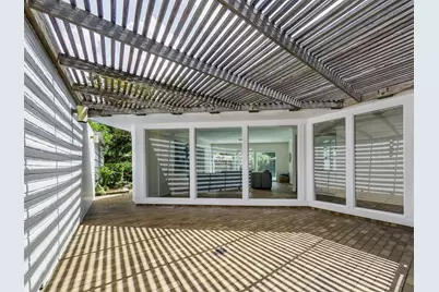 10610 Piping Rock Lane, Houston, TX 77042 - Photo 15