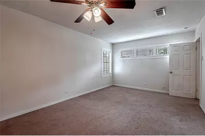 2538 Sycamore Avenue, Huntsville, TX 77340 - Photo 13
