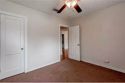 2538 Sycamore Avenue, Huntsville, TX 77340 - Photo 17
