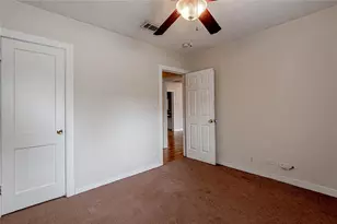 2538 Sycamore Ave, Huntsville, TX 77340 - Photo 17