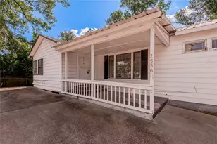 2538 Sycamore Ave, Huntsville, TX 77340 - Photo 3