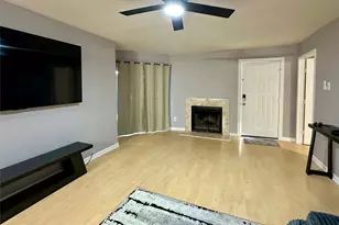 8787 Brae Acres Rd, Houston, TX 77074 - Photo 3