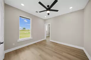 560 Quarter Horse Trail, Angleton, TX 77515 - Photo 21