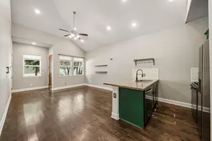 5434 Camaguey St, Houston, TX 77023 - Photo 7