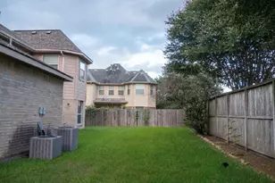 14503 Heagans Ct, Sugar Land, TX 77498 - Photo 21