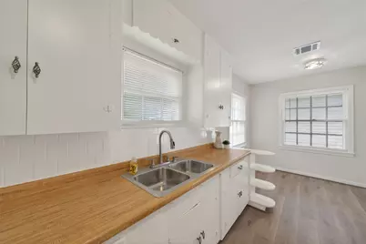 8323 Bonner Drive, Houston, TX 77017 - Photo 15