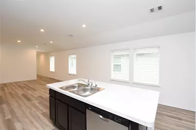12218 Deep Stream Ln, Houston, TX 77067 - Photo 19