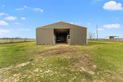 311 County Road 18, Damon, TX 77430 - Photo 21