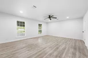 262 Oakland St, Baytown, TX 77520 - Photo 23