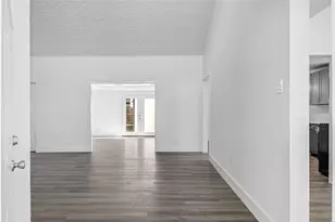 16402 Lobo Ln, Spring, TX 77379 - Photo 7