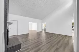 16402 Lobo Ln, Spring, TX 77379 - Photo 9