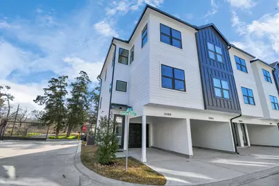 2003 Laverne Hollow Lane #B, Houston, TX 77080 - Photo 3