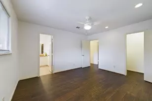 5627 Winsome Ln, Houston, TX 77057 - Photo 17