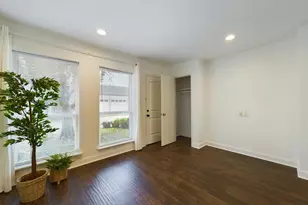 5627 Winsome Ln, Houston, TX 77057 - Photo 5