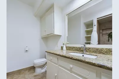 5627 Winsome Lane, Houston, TX 77057 - Photo 11