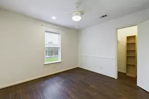 5627 Winsome Ln, Houston, TX 77057 - Photo 13