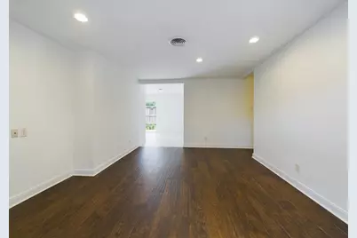5627 Winsome Lane, Houston, TX 77057 - Photo 7
