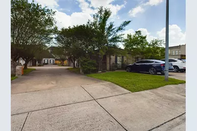 5627 Winsome Lane, Houston, TX 77057 - Photo 37