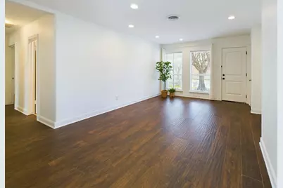 5627 Winsome Lane, Houston, TX 77057 - Photo 3
