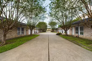 5627 Winsome Ln, Houston, TX 77057 - Photo 31