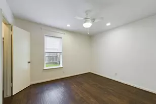 5627 Winsome Ln, Houston, TX 77057 - Photo 15