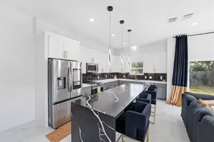 5839 Southwell St, Houston, TX 77033 - Photo 7
