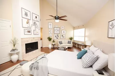 738 Country Place Drive Drive #C, Houston, TX 77079 - Photo 5