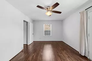 5534 Beverly Hill St, Houston, TX 77056 - Photo 11