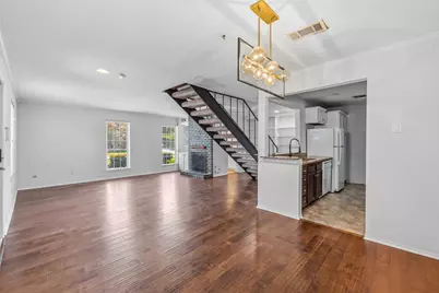 5534 Beverlyhill Street #8, Houston, TX 77056 - Photo 3
