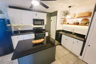 5011 Avenue Q, Galveston, TX 77551 - Photo 11