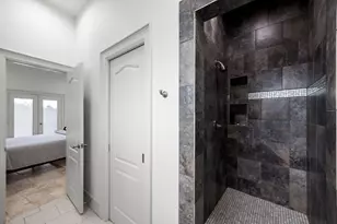1210 Parkerhaven Ct, Houston, TX 77008 - Photo 27
