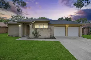 2118 Pilgrims Bend Dr, Friendswood, TX 77546 - Photo 1