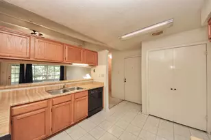 2118 Pilgrims Bend Dr, Friendswood, TX 77546 - Photo 15