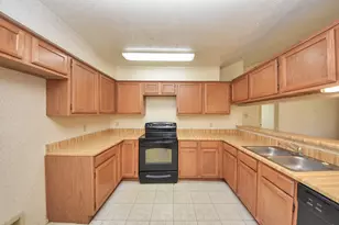 2118 Pilgrims Bend Dr, Friendswood, TX 77546 - Photo 11