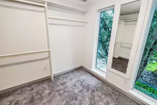 1300 Augusta Dr, Houston, TX 77057 - Photo 25