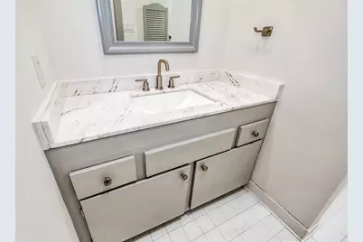 1300 Augusta Drive #18, Houston, TX 77057 - Photo 21