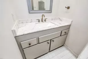 1300 Augusta Dr, Houston, TX 77057 - Photo 21