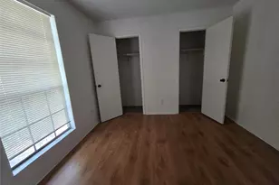 8323 Wilcrest Dr, Houston, TX 77072 - Photo 9