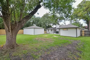 12511 Nova Dr, Houston, TX 77077 - Photo 47