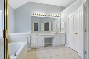 2344 Autumn Mist Ln, League City, TX 77573 - Photo 25