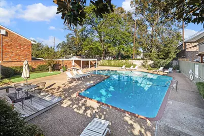 2415 Jamestown Mall #23, Houston, TX 77057 - Photo 45