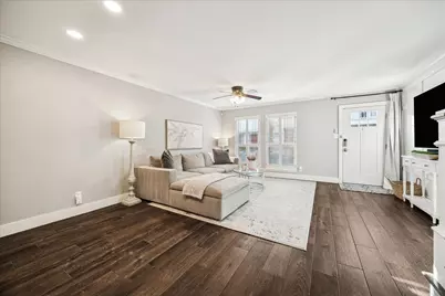 2415 Jamestown Mall #23, Houston, TX 77057 - Photo 11