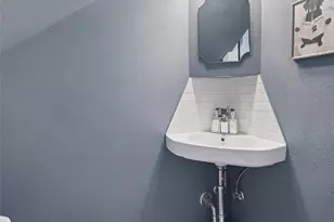 2415 Jamestown Mall, Houston, TX 77057 - Photo 21