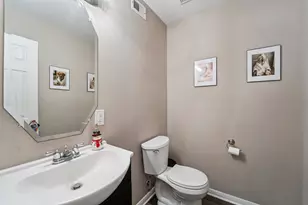 163 N Binnacle Ct, Willis, TX 77318 - Photo 23