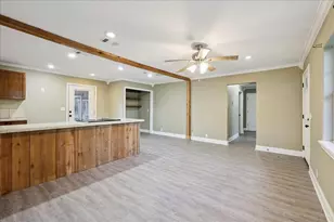 380 Croom, Vidor, TX 77662 - Photo 5