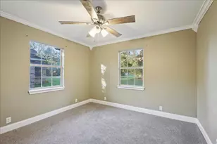 380 Croom, Vidor, TX 77662 - Photo 9