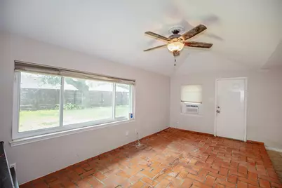 5011 Encino Court, Friendswood, TX 77546 - Photo 13
