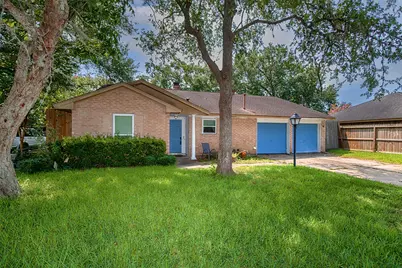 5011 Encino Court, Friendswood, TX 77546 - Photo 1